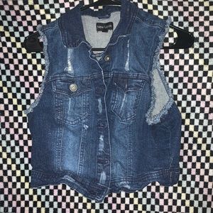 Denim jacket sleeveless